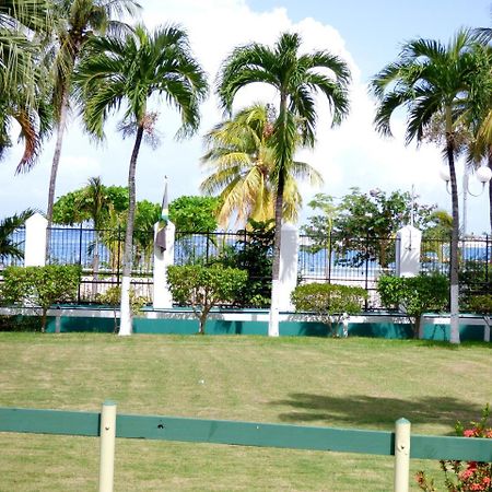 Beach Studio 10 Ocho Rios Esterno foto