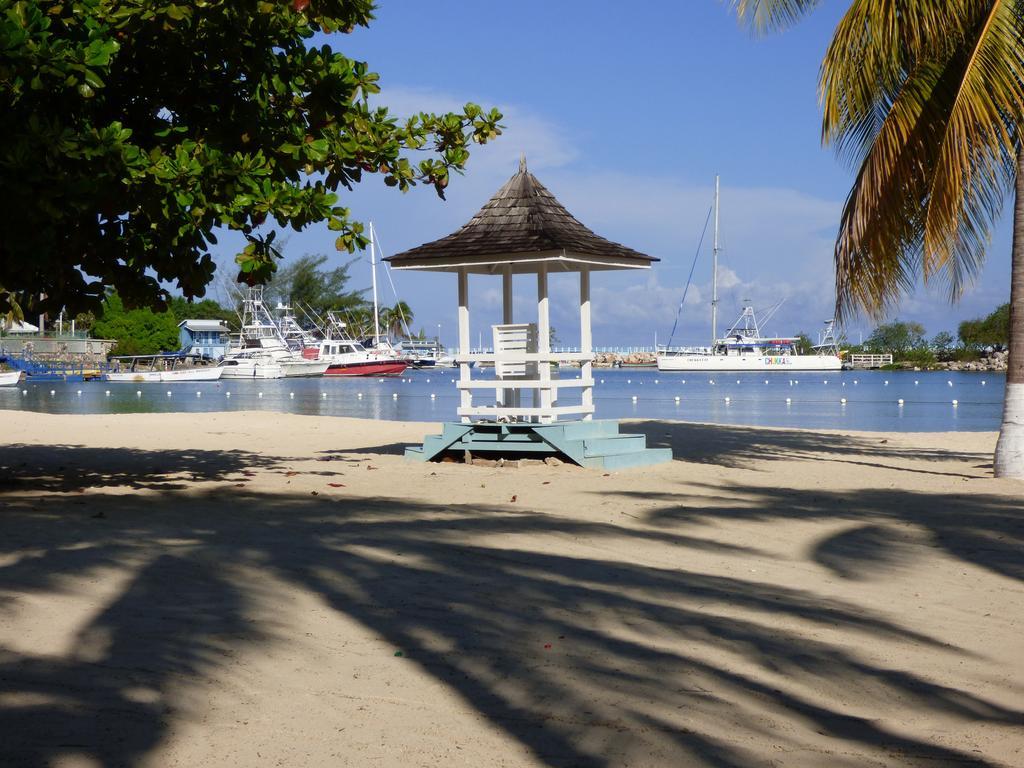 Beach Studio 10 Aparthotel Ocho Rios Camera foto